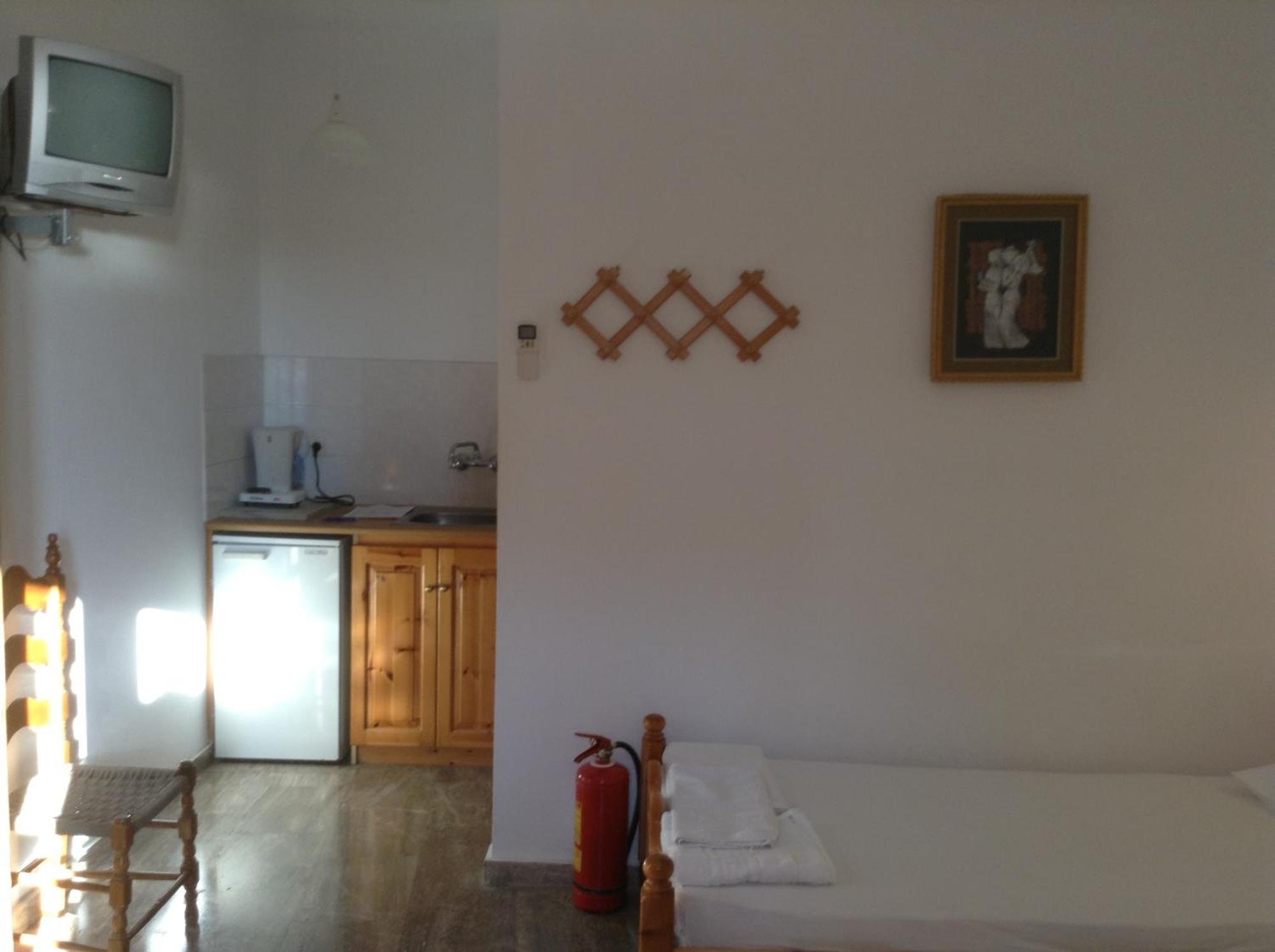 Mpaliaka Myrsini Apartment Mithymna Room photo